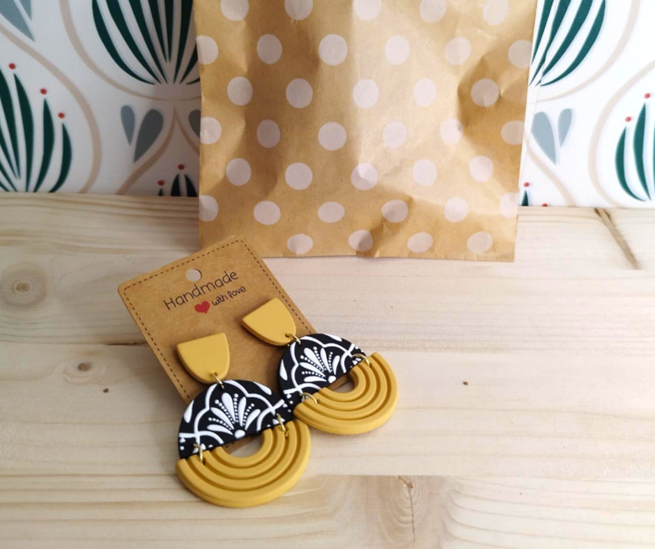 Orecchini in Acrilico - Senape/Nero/Bianco