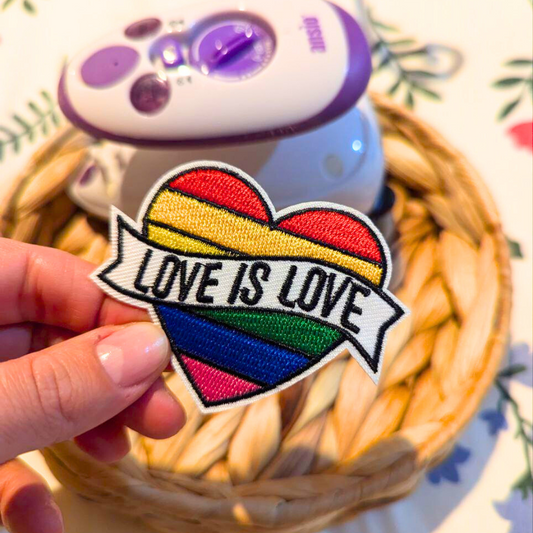 Toppa Termoadesiva - Love is Love